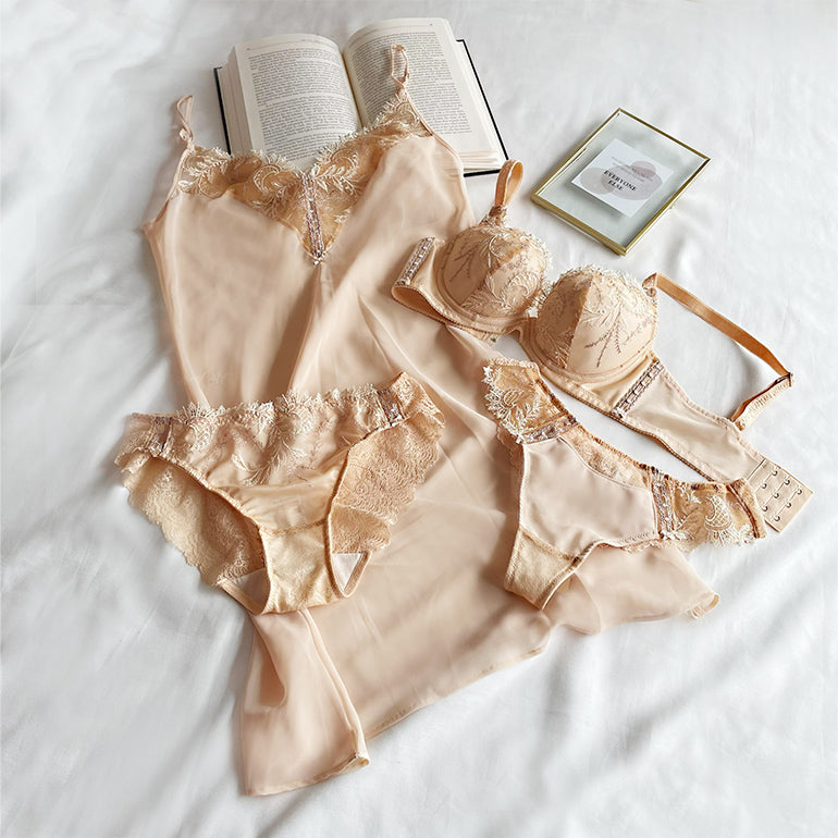 Belle Push-Up Plunge Bra 24S1