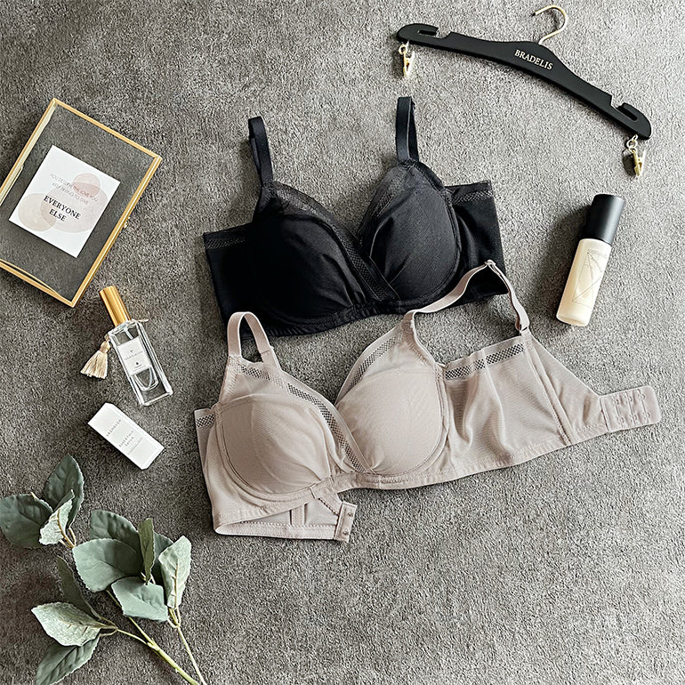 Nudy Molded Cup Light Shaping Bra 25S1