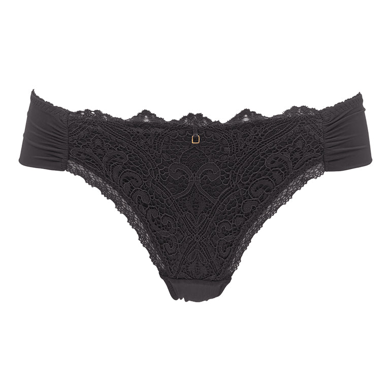 Wendy Smoothing Thong 23A2