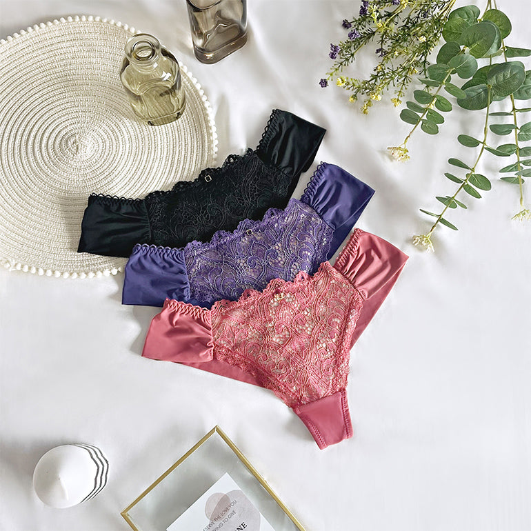 Wendy Smoothing Thong 23A2