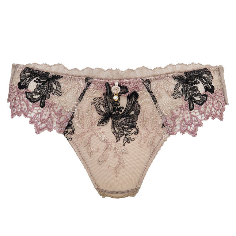 Viola Thong 25A1