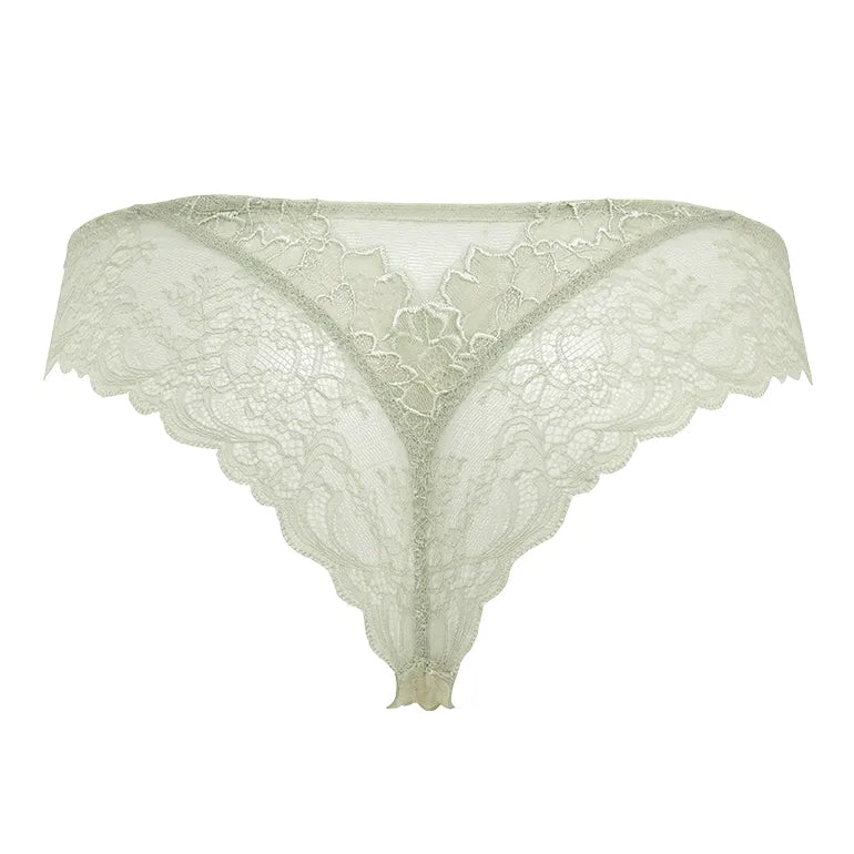 Naomi Thong 26S2