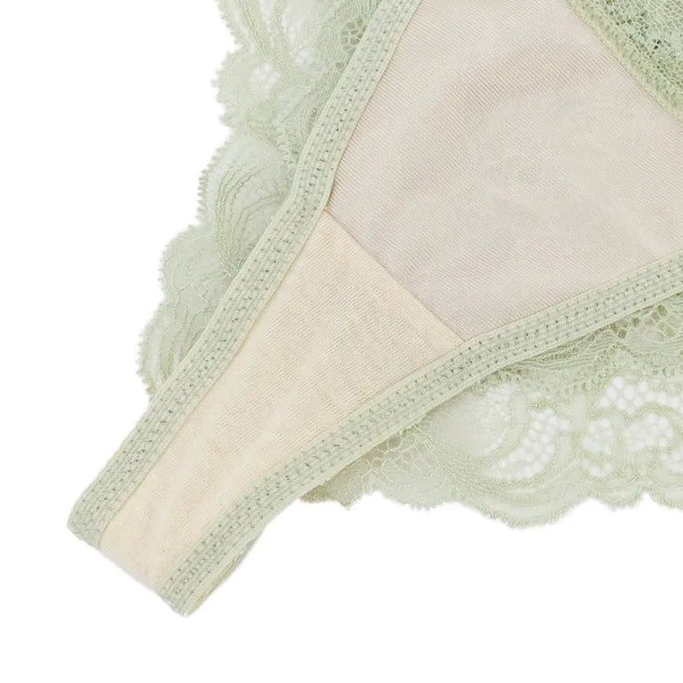Naomi Thong 26S2