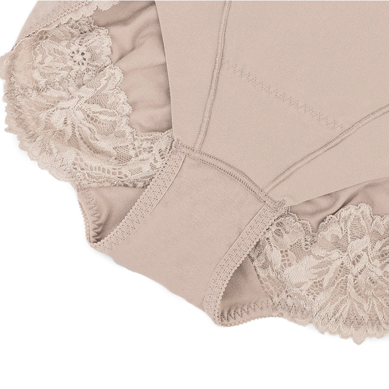 P-Line Wrapping Shaping Panty 24