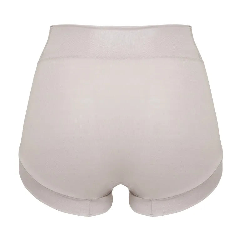 Yukine Silk Blended Soft Light Panty 26