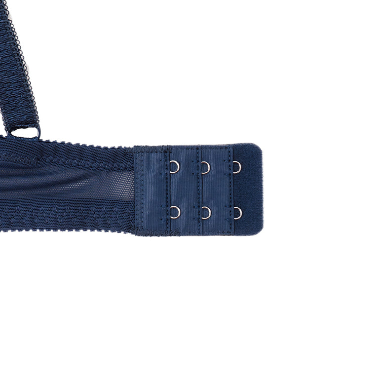 Naomi Push-Up Plunge 22S4