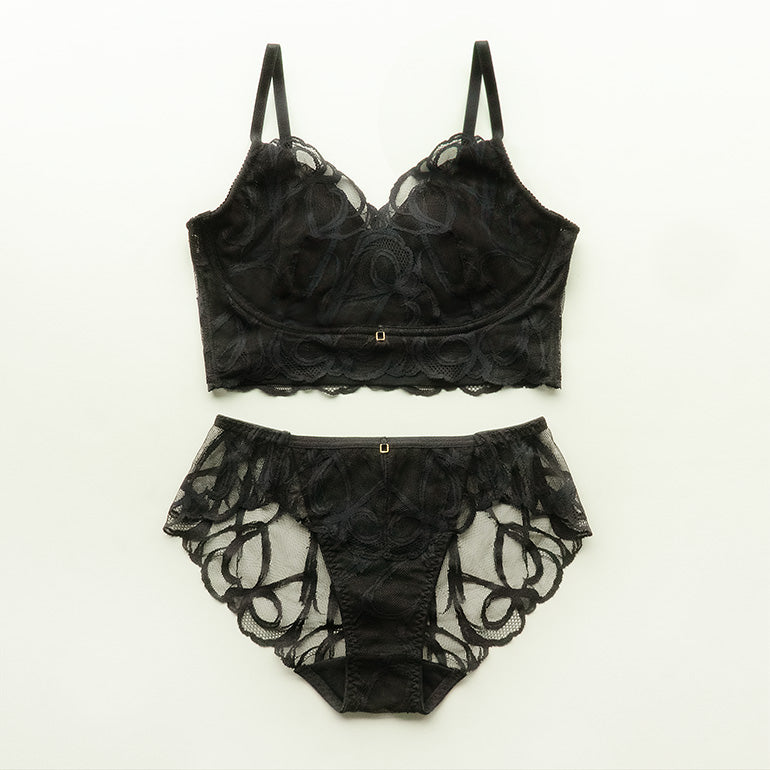 Lacy Cool Style Panty 26S1 | Breathable Cotton Gusset | Bradelis