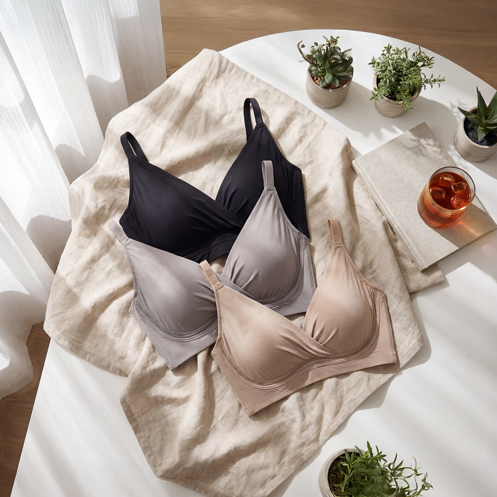 Skin-Fit Wireless Shaping Bra