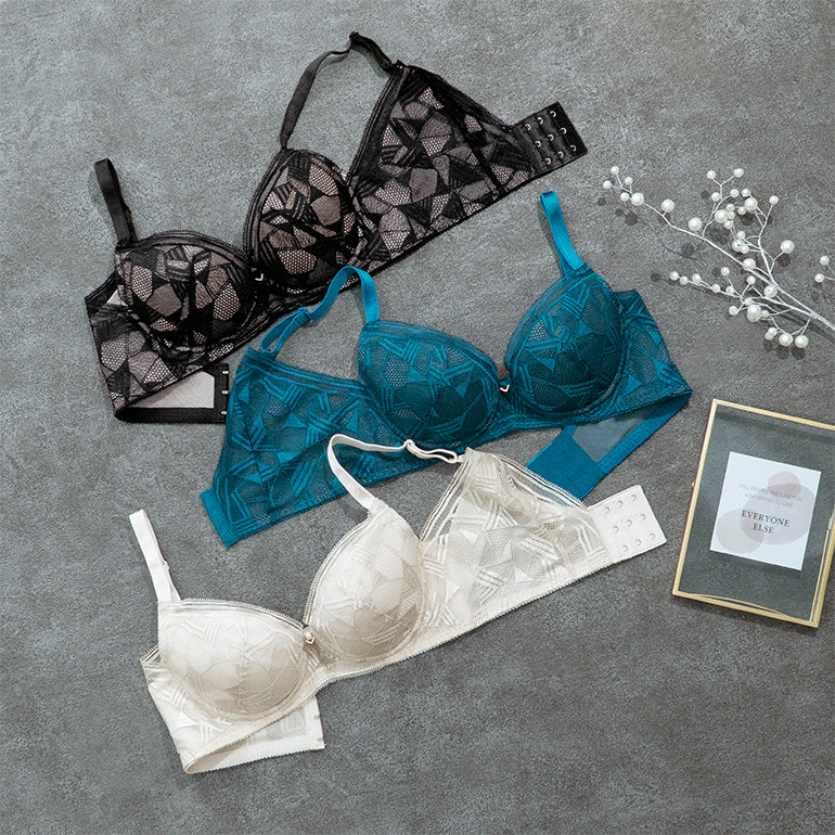 Step 1 Wendy Smoothing Shaping Bra 25A1 | Smooth Side & Back Fit