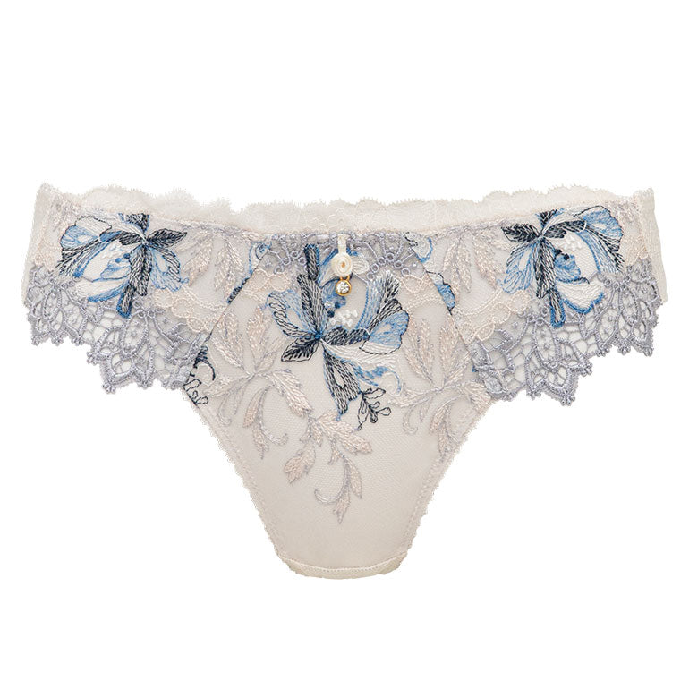 Viola Thong 25A1