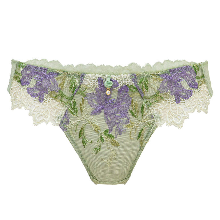 Viola Thong 25A1